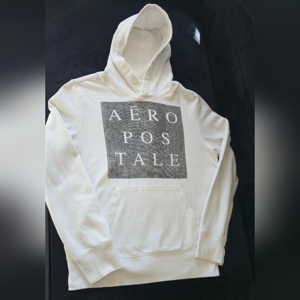 Aeropostale Men's White Hoodie